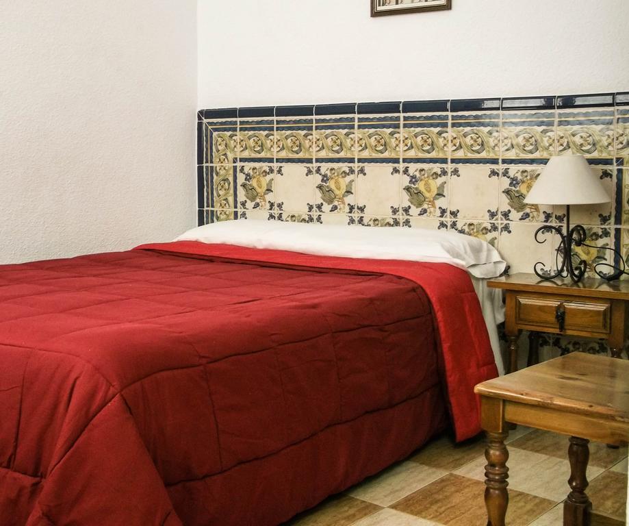 Pension Ciudad Navarro Ramos Гранада Номер фото