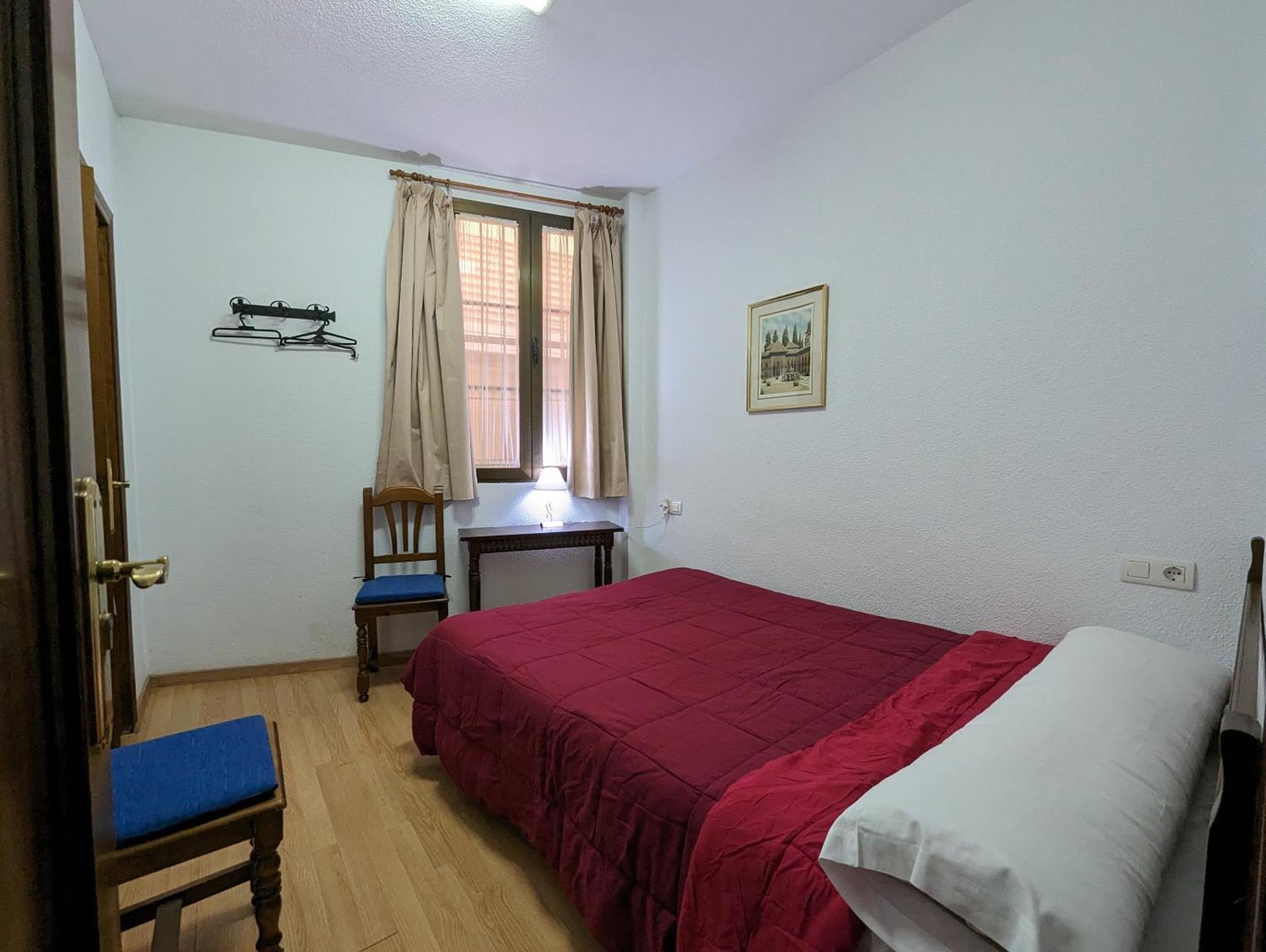 Pension Ciudad Navarro Ramos Гранада Экстерьер фото